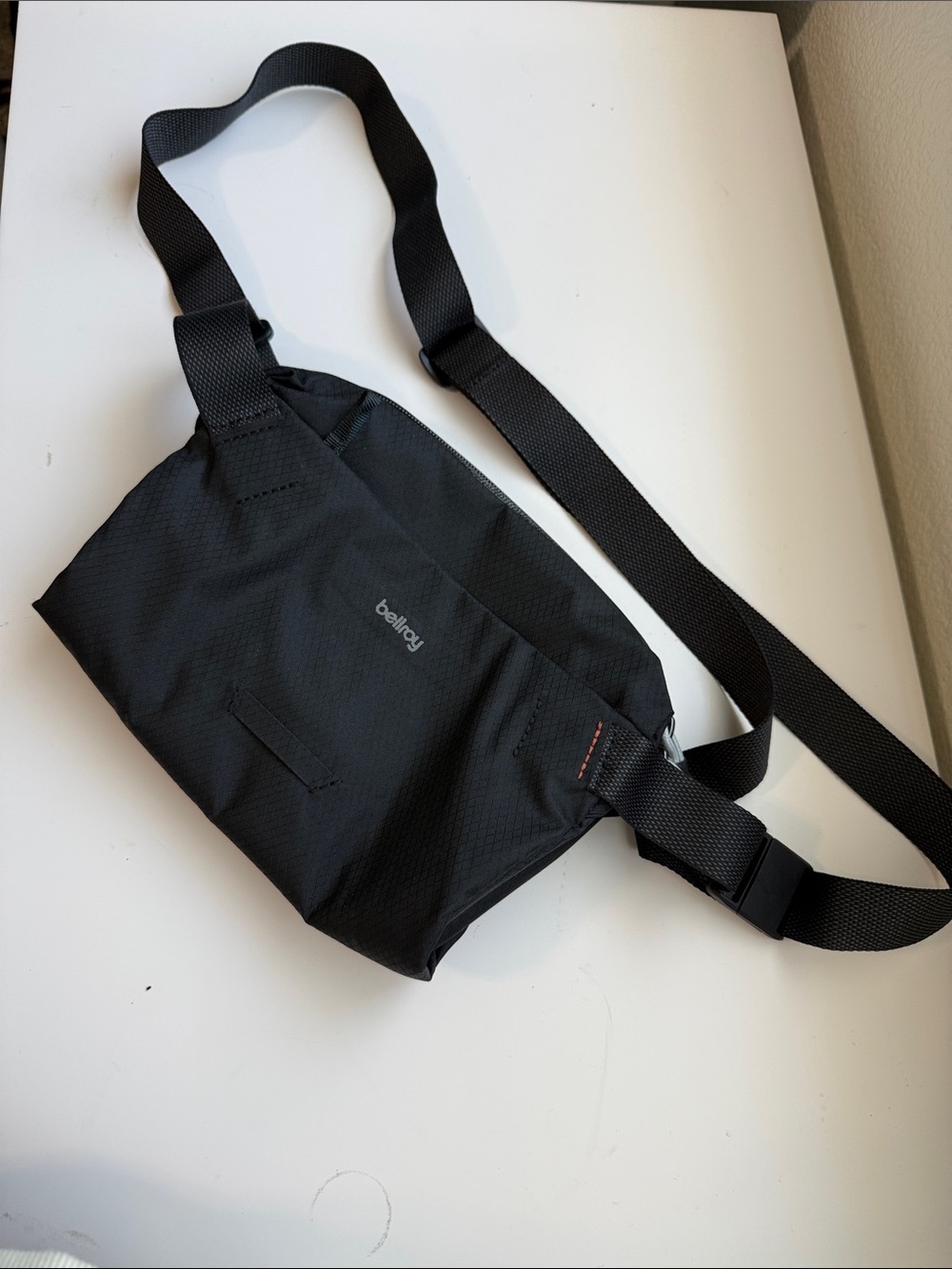 Bellroy Black lite sling mini - 4L